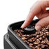 Automatický kávovar BRAUN DE LONGHI DeLonghi Magnifica S ECAM 21.117.W automatický , 1450 W, 15 bar, display, dva šálky, bílý}